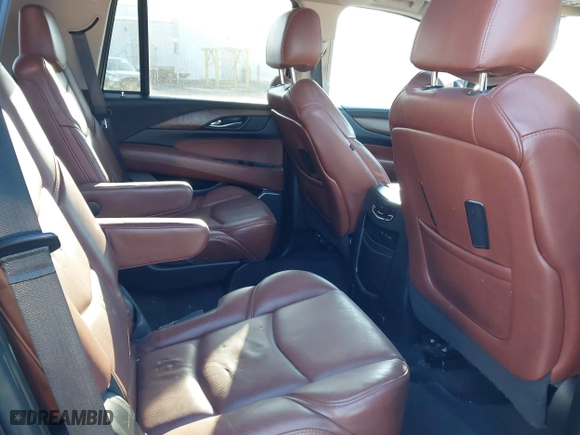 2018 Cadillac Escalade Premium Luxury with VIN 1GYS4CKJXJR217809, listed as a IAAI auction lot 41711281 with 63,482 mi miles. Bid and sale history available at carsss.com. Image 8.
