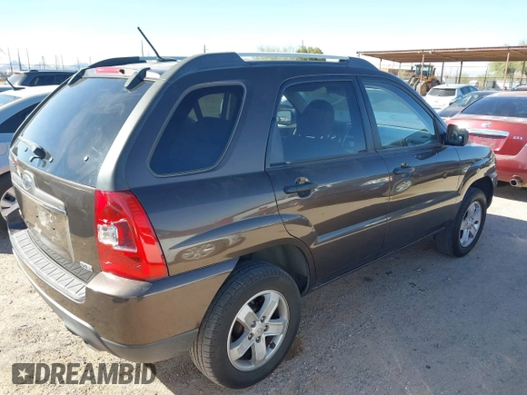 2010 Kia Sportage LX with VIN KNDKGCA32A7666414, listed as a IAAI auction lot 41598263 with 166,882 mi miles and . Bid and sale history available at carsss.com. Image 4.