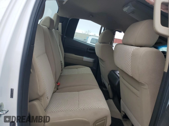 2009 Toyota Tundra z VIN 5TFBT54189X015186, wystawiony jako Copart lot #88689195 z przebiegiem Nie podano mil oraz Szkody całkowita. Historia ofert i sprzedaży dostępna na DreamBid. Obrazek 10.