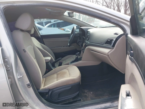 2018 Hyundai Elantra SE with VIN KMHD74LF9JU475088, listed as a IAAI auction lot 41813948 with 114,590 mi miles. Bid and sale history available at carsss.com. Image 5.