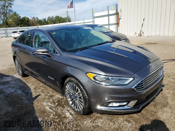 2018 Ford Fusion Hybrid Titanium with VIN 3FA6P0RU2JR103195, listed as a Copart auction lot 67422692 with 38,105 mi miles. Bid and sale history available at carsss.com. Image 4.