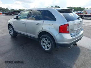 2011 Ford Edge Limited with VIN 2FMDK3KC2BBA02771, listed as a IAAI auction lot 41912552 with 211,747 mi miles. Bid and sale history available at carsss.com. Image 3.