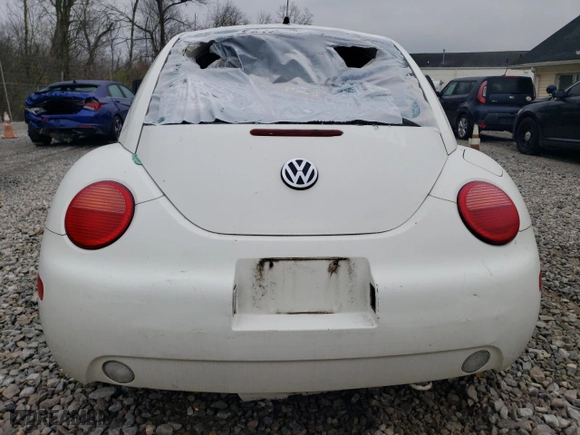 1998 Volkswagen New Beetle with VIN 3VWBB61C0WM025613, listed as a Copart auction lot 80948134 with 176,801 mi miles and Salvage Title. Bid and sale history available at carsss.com. Image 6.