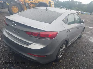 2017 Hyundai Elantra SE with VIN 5NPD84LF6HH018597, listed as a IAAI auction lot 42636028 with 82,397 mi miles and . Bid and sale history available at DreamBid. Image 4.