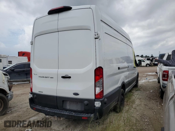 2020 Ford Transit Cargo with VIN 1FTBW3XG0LKB42773, listed as a Copart auction lot 58847284 with 443,703 mi miles and Clean Title. Bid and sale history available at carsss.com. Image 3.
