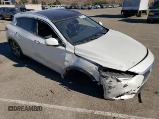 2017 Infiniti QX30 Premium with VIN SJKCH5CP9HA028085, listed as a Copart auction lot 79073114 with 62,024 mi miles and Salvage Title. Bid and sale history available at DreamBid. Image 4.