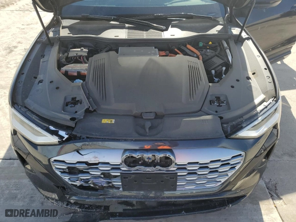 2024 Audi Q8 e-tron Premium Plus with VIN WA15AAGE2RB042305, listed as a Copart auction lot 83397964 with 15,887 mi miles and Salvage Title. Bid and sale history available at carsss.com. Image 11.
