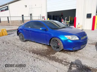 2006 Scion tC z VIN JTKDE167160136961, wystawiony jako IAAI lot #41846612 z przebiegiem 204 095 mil mil oraz . Historia ofert i sprzedaży dostępna na DreamBid. Obrazek 1.