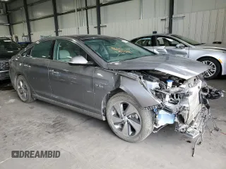 2017 Hyundai Sonata Hybrid Limited with VIN KMHE34L17HA058567, listed as a Copart auction lot 65885483 with 94,475 mi miles. Bid and sale history available at carsss.com. Image 4.