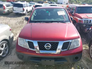 2017 Nissan Frontier S z VIN 1N6BD0CT1HN743460, wystawiony jako IAAI lot #42205104 z przebiegiem 139 333 mil mil oraz . Historia ofert i sprzedaży dostępna na DreamBid. Obrazek 12.