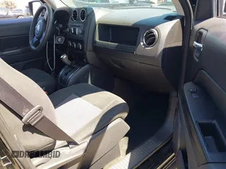 2017 Jeep Patriot Sport with VIN 1C4NJPBA3HD122731, listed as a IAAI auction lot 42407423 with 81,978 mi miles and . Bid and sale history available at DreamBid. Image 5.