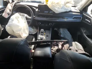 2022 Mitsubishi Outlander SE z VIN JA4J3UA82NZ008962, wystawiony jako Copart lot #54831055 z przebiegiem Nie podano mil oraz Szkoda całkowita • Salvage title. Historia ofert i sprzedaży dostępna na DreamBid. Obrazek 8.