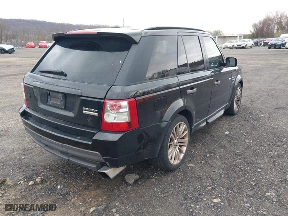 2009 Land Rover Range Rover Sport SC with VIN SALSH23429A202334, listed as a IAAI auction lot 42025447 with 214,744 mi miles. Bid and sale history available at carsss.com. Image 4.