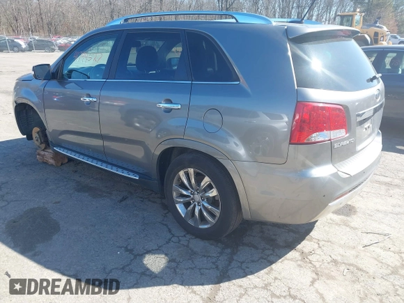2013 Kia Sorento SX with VIN 5XYKW4A21DG377287, listed as a IAAI auction lot 41744527 with 91,685 mi miles. Bid and sale history available at carsss.com. Image 3.