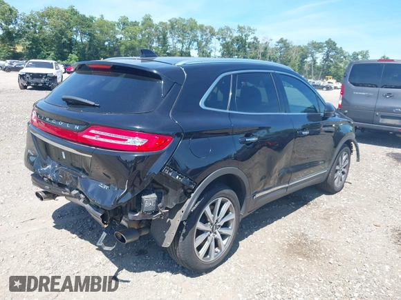 2019 Lincoln MKC Reserve with VIN 5LMTJ3DH1KUL09136, listed as a IAAI auction lot 39771852 with 72,145 mi miles and . Bid and sale history available at carsss.com. Image 4.