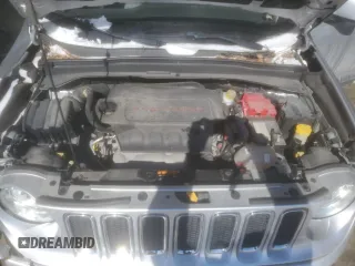 2018 Jeep Renegade Limited z VIN ZACCJBDB4JPH42172, wystawiony jako Copart lot #44499385 z przebiegiem 61 948 mil mil oraz Szkoda całkowita • Salvage title. Historia ofert i sprzedaży dostępna na DreamBid. Obrazek 12.