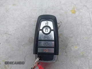2019 Ford Mustang GT Premium с VIN 1FATP8FF1K5171791, выставлен на аукционе IAAI как лот 42043130 с пробегом 51 930 миль миль и . История ставок и продаж доступна на DreamBid. Изображение 11.