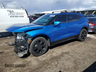 2020 Chevrolet Blazer RS z VIN 3GNKBKRS3LS624009, wystawiony jako Copart lot #51713845 z przebiegiem 45 945 mil mil oraz Szkoda całkowita • Salvage title. Historia ofert i sprzedaży dostępna na DreamBid. Obrazek 1.