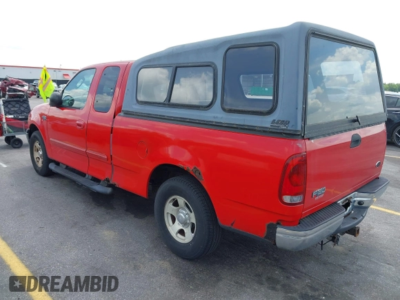 2003 Ford F-150 XL with VIN 1FTRX17243NA84413, listed as a IAAI auction lot 42132813 with 190,715 mi miles. Bid and sale history available at carsss.com. Image 3.