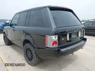 2006 Land Rover Range Rover HSE with VIN SALME15486A235049, listed as a IAAI auction lot 41948648 with 211,154 mi miles. Bid and sale history available at carsss.com. Image 3.