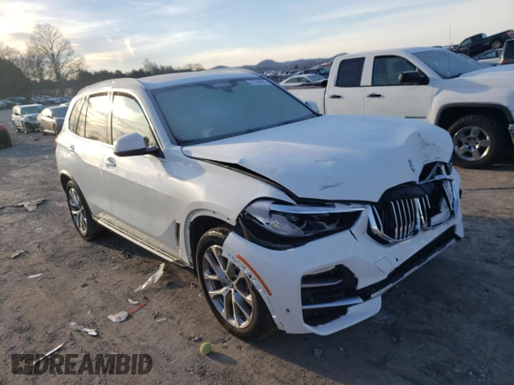 2021 BMW X5 xDrive40i with VIN 5UXCR6C05M9G48325, listed as a Copart auction lot 37308583 with 0 mi miles. Bid and sale history available at carsss.com. Image 4.
