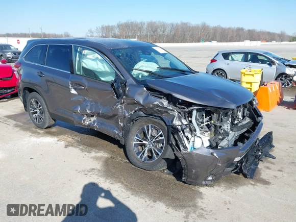2019 Toyota Highlander Hybrid LE with VIN 5TDBGRFH3KS076303, listed as a IAAI auction lot 41770576 with 15,591 mi miles and . Bid and sale history available at DreamBid. Image 1.