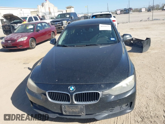 2014 BMW 3 Series 328i z VIN WBA3A5C51EP602027, wystawiony jako IAAI lot #41191137 z przebiegiem 178 358 mil mil oraz . Historia ofert i sprzedaży dostępna na DreamBid. Obrazek 13.