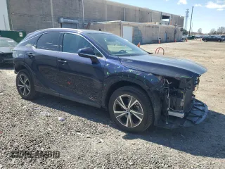 2023 Lexus RX 350h z VIN 2T2BBMCA7PC006100, wystawiony jako Copart lot #50487565 z przebiegiem 21 165 mil mil oraz Szkoda całkowita • Salvage title. Historia ofert i sprzedaży dostępna na DreamBid. Obrazek 4.
