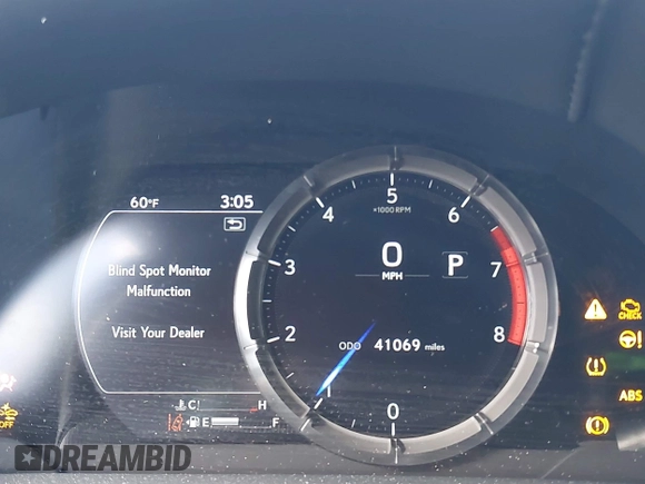 2019 Lexus ES with VIN 58ABZ1B17KU030705, listed as a IAAI auction lot 41754152 with 41,069 mi miles. Bid and sale history available at carsss.com. Image 7.