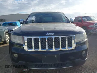 2013 Jeep Grand Cherokee Overland with VIN 1C4RJECT2DC546634, listed as a IAAI auction lot 41180807 with 111,897 mi miles. Bid and sale history available at carsss.com. Image 13.