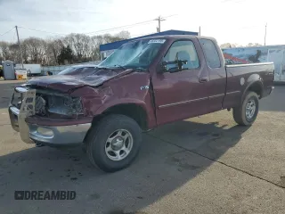 1997 Ford F-150 XL with VIN 1FTDX18W9VNB37394, listed as a Copart auction lot 48332195 with 250,506 mi miles and Salvage Title. Bid and sale history available at carsss.com. Image 1.