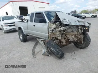 2003 Toyota Tacoma with VIN 5TEWN72N73Z240731, listed as a IAAI auction lot 41855825 with 227,583 mi miles. Bid and sale history available at carsss.com. Image 1.