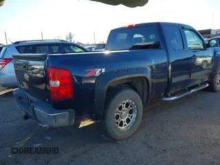 2007 Chevrolet Silverado 1500 1LT with VIN 1GCEK19007Z525378, listed as a IAAI auction lot 41217202 with Not Provided miles and . Bid and sale history available at DreamBid. Image 4.