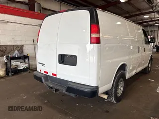 2015 Chevrolet Express Cargo with VIN 1GCWGFCF1F1160108, listed as a IAAI auction lot 42727390 with 123,035 mi miles and . Bid and sale history available at DreamBid. Image 27.