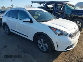 2019 Kia Niro LX with VIN KNDCB3LC2K5244348, listed as a IAAI auction lot 41603924 with 92,970 mi miles. Bid and sale history available at carsss.com. Image 1.
