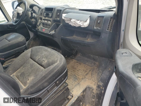 2014 Ram ProMaster Cargo z VIN 3C6TRVDG5EE104271, wystawiony jako Copart lot #57152155 z przebiegiem 145 129 mil mil oraz Szkoda całkowita • Salvage title. Historia ofert i sprzedaży dostępna na DreamBid. Obrazek 8.