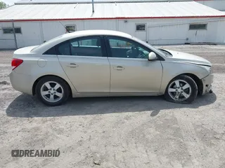 2014 Chevrolet Cruze 1LT z VIN 1G1PC5SB7E7419746, wystawiony jako IAAI lot #42135102 z przebiegiem 134 816 mil mil oraz . Historia ofert i sprzedaży dostępna na DreamBid. Obrazek 13.