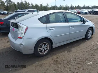 2010 Toyota Prius II with VIN JTDKN3DU5A0139440, listed as a IAAI auction lot 41798500 with 170,271 mi miles and . Bid and sale history available at DreamBid. Image 4.