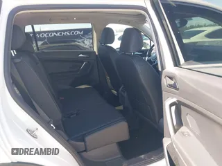 2018 Volkswagen Tiguan SEL with VIN 3VV3B7AX8JM192926, listed as a IAAI auction lot 42034229 with 16,656 mi miles and . Bid and sale history available at DreamBid. Image 8.