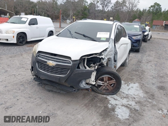 2015 Chevrolet Trax LT with VIN 3GNCJLSB4FL184372, listed as a IAAI auction lot 41553948 with 125,688 mi miles. Bid and sale history available at carsss.com. Image 2.