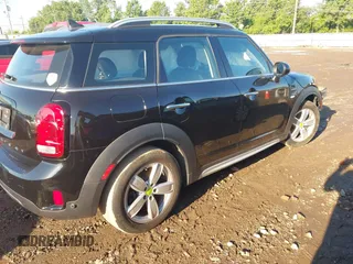 2019 MINI Countryman Cooper with VIN WMZYV5C58K3F57882, listed as a IAAI auction lot 42637510 with 86,770 mi miles and . Bid and sale history available at DreamBid. Image 4.