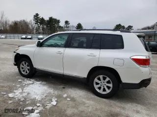 2012 Toyota Highlander with VIN 5TDBK3EH4CS171810, listed as a Copart auction lot 54577065 with 171,502 mi miles and Non Repairable. Bid and sale history available at carsss.com. Image 2.