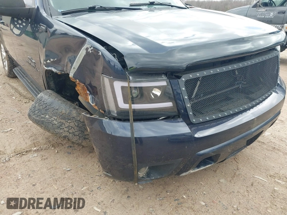 2008 Chevrolet Avalanche LTZ with VIN 3GNFK12348G263981, listed as a IAAI auction lot 41969035 with 246,182 mi miles and . Bid and sale history available at DreamBid. Image 14.