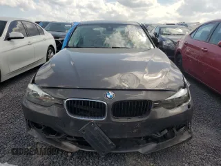 2015 BMW 3 Series 328i xDrive z VIN WBA3B3G58FNT19925, wystawiony jako Copart lot #53828135 z przebiegiem 94 769 mil mil oraz Szkoda całkowita • Salvage title. Historia ofert i sprzedaży dostępna na DreamBid. Obrazek 5.