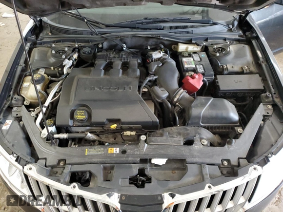 2011 Lincoln MKZ with VIN 3LNHL2JC2BR761139, listed as a Copart auction lot 60411425 with 140,727 mi miles and Salvage title. Bid and sale history available at DreamBid. Image 11.