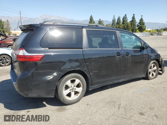 2018 Toyota Sienna LE Auto Access Seat с VIN 5TDKZ3DC1JS934414, выставлен на аукционе Copart как лот 52194615 с пробегом 130 058 миль миль и Списание • Salvage title. История ставок и продаж доступна на DreamBid. Изображение 3.