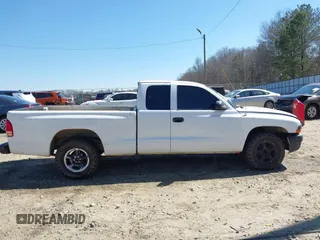 2000 Dodge Dakota Sport with VIN 1B7GL22N8YS563128, listed as a IAAI auction lot 41707337 with 1 mi miles. Bid and sale history available at carsss.com. Image 11.