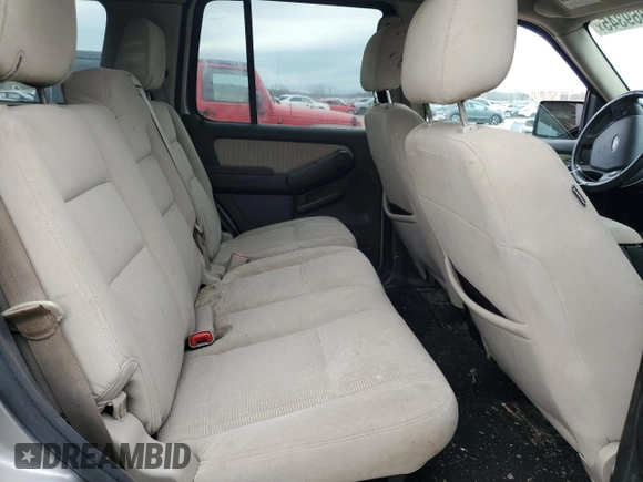 2008 Ford Explorer XLT z VIN 1FMEU73E68UB01490, wystawiony jako Copart lot #51369345 z przebiegiem 307 707 mil mil oraz Czysty tytuł • Clean title. Historia ofert i sprzedaży dostępna na DreamBid. Obrazek 11.