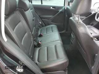 2013 Volkswagen Tiguan SE z VIN WVGBV7AX6DW550316, wystawiony jako Copart lot #56964595 z przebiegiem 157 526 mil mil oraz Szkoda całkowita • Salvage title. Historia ofert i sprzedaży dostępna na DreamBid. Obrazek 10.