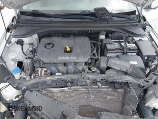 2017 Hyundai Elantra SE z VIN KMHD74LF0HU075074, wystawiony jako IAAI lot #40008080 z przebiegiem 110 533 mil mil oraz . Historia ofert i sprzedaży dostępna na DreamBid. Obrazek 10.